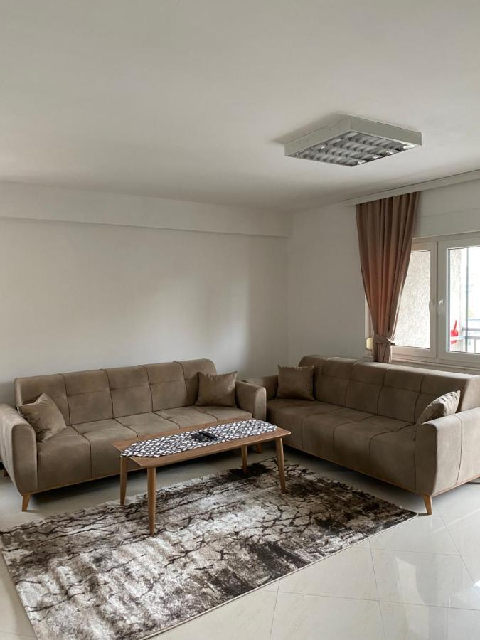 Capital Apartment Prishtina Пристина Екстериор снимка