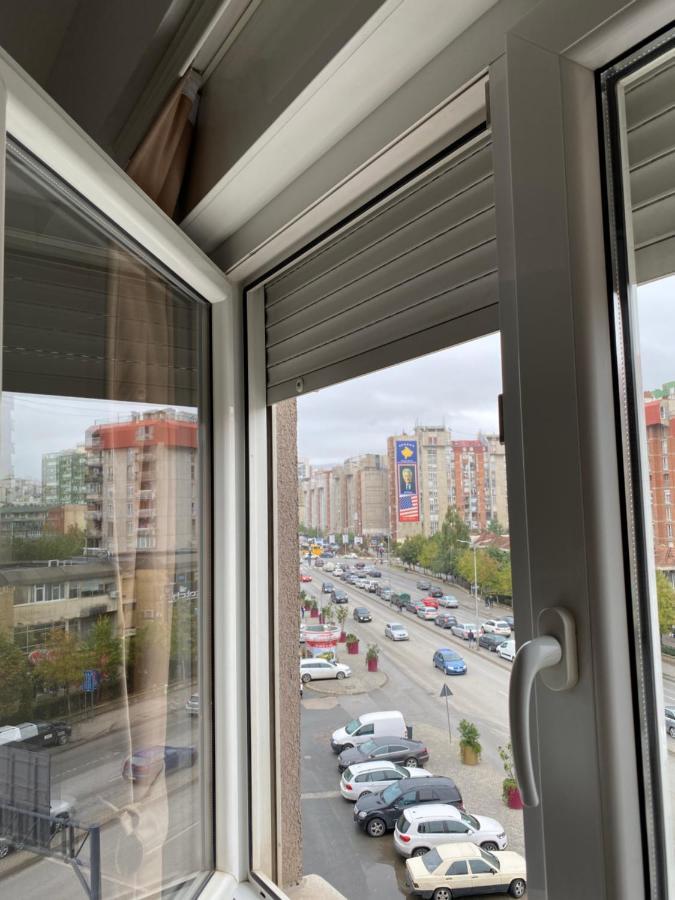 Capital Apartment Prishtina Пристина Екстериор снимка