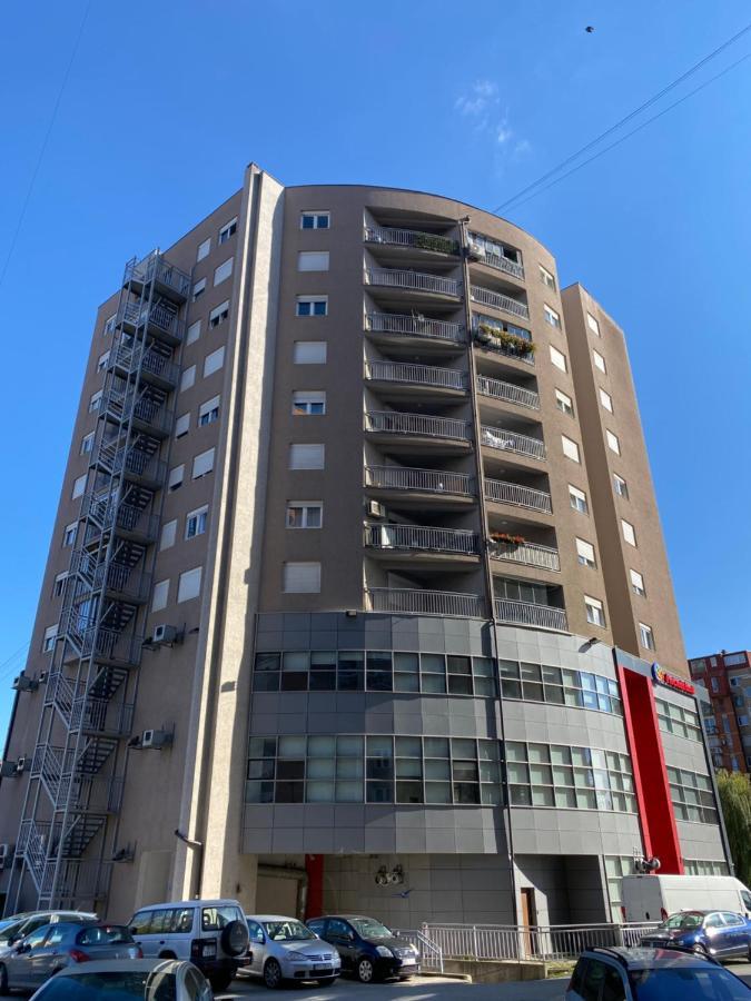 Capital Apartment Prishtina Пристина Екстериор снимка
